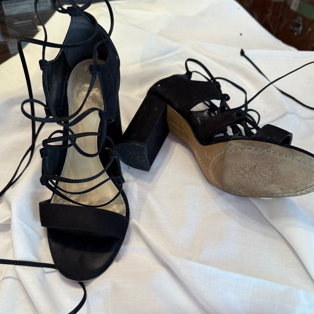 Vince Camuto Wendell Black Block Heel